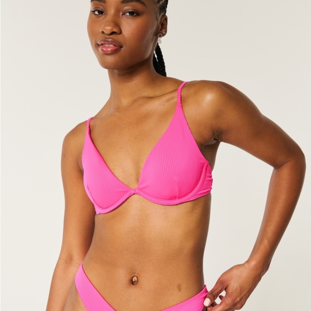 Hollister Pink Underwire Bikini Top
